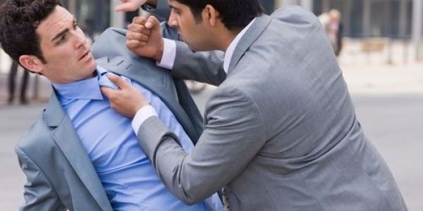 Empleado que roba clientes de su empresa